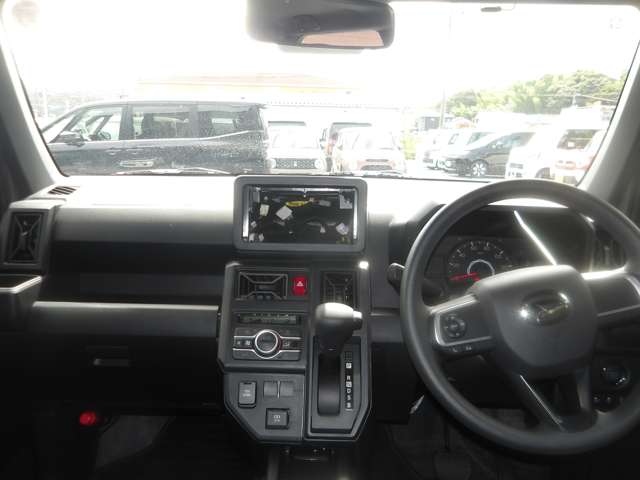 Daihatsu Taft 8