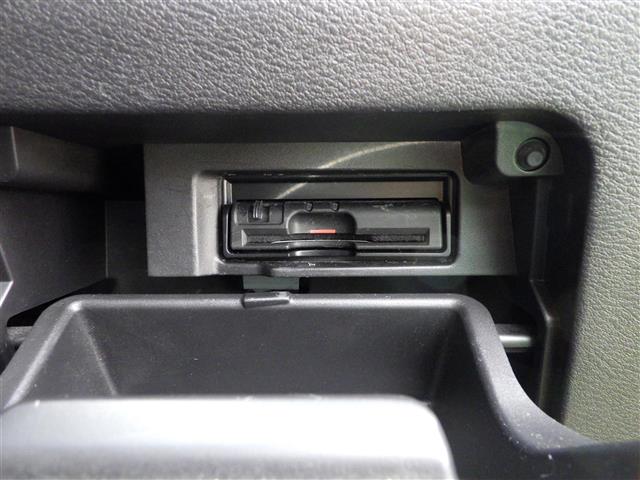Nissan Serena 7