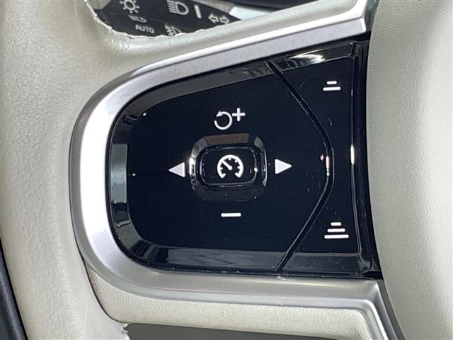 Volvo XC60 6