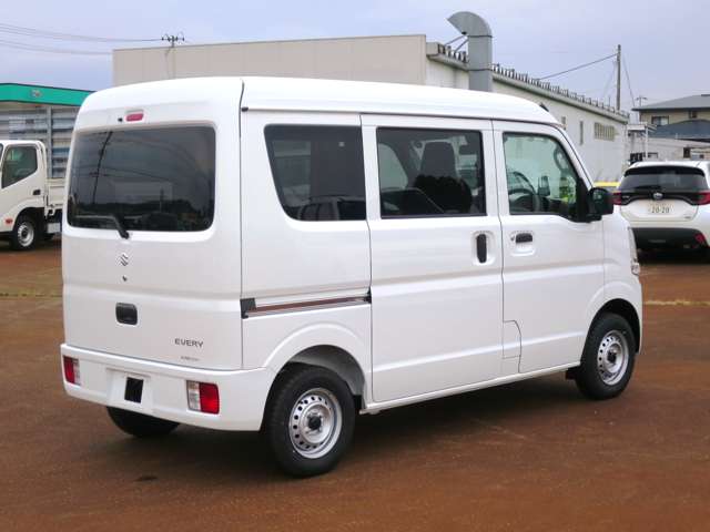 Suzuki Every 3