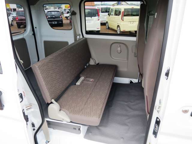 Suzuki Every 9