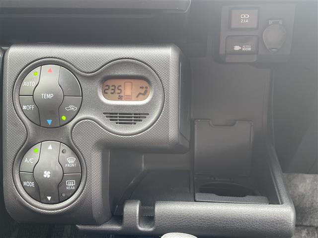 Toyota Probox Van 8