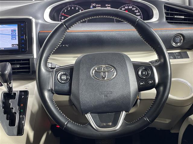 Toyota Sienta 10