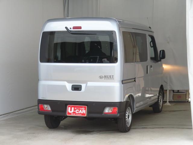 Daihatsu Hijet Cargo 4