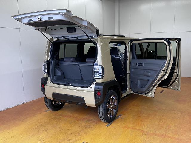 Daihatsu Taft 9