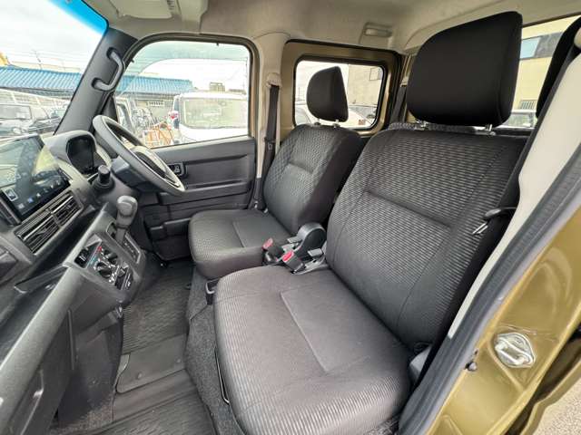 Daihatsu Hijet Deck Van 8