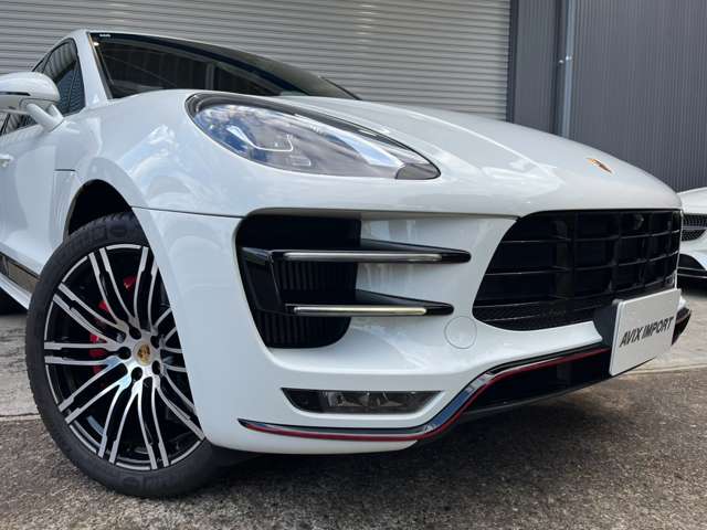 Porsche Macan 5