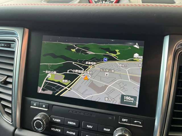 Porsche Macan 10
