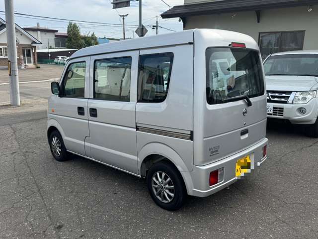 Nissan NV100 Clipper 5