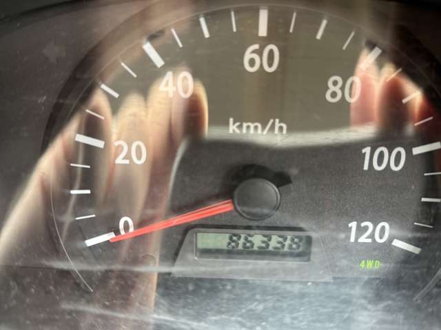 Nissan NV100 Clipper 10
