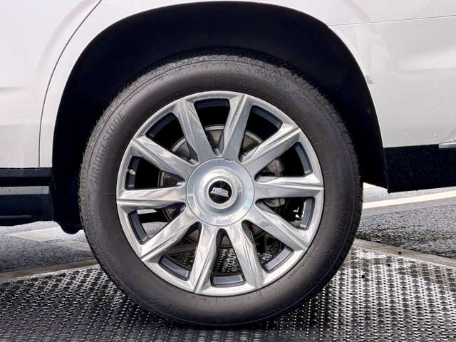 Cadillac エスカレード 10