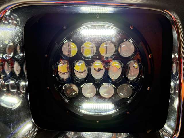 Hummer H2 12