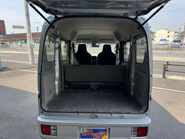 Nissan NV100 Clipper 8