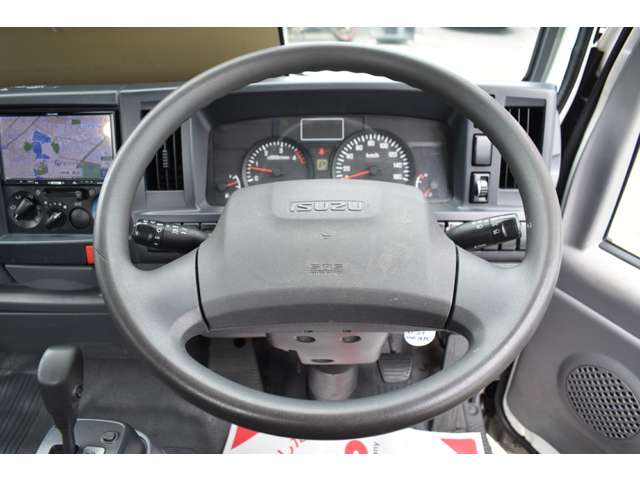 Isuzu Elf 5