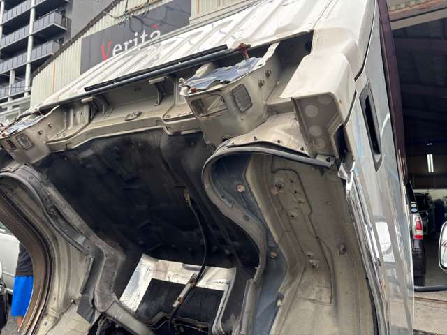 Mitsubishi Fuso Canter Guts 10