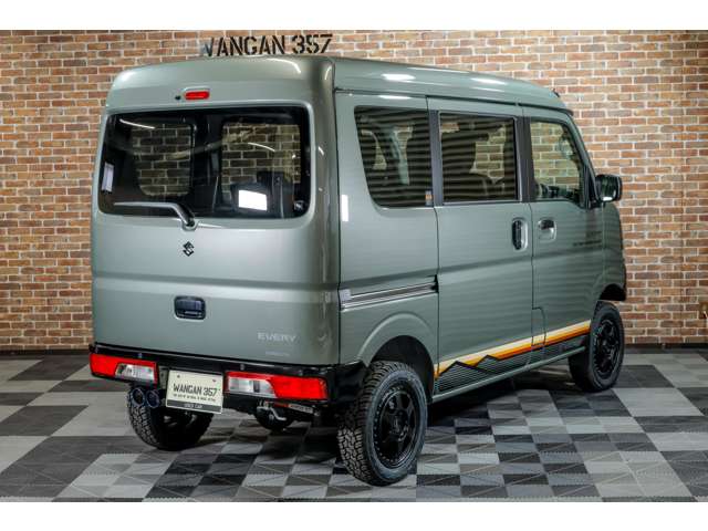 Suzuki Every 8