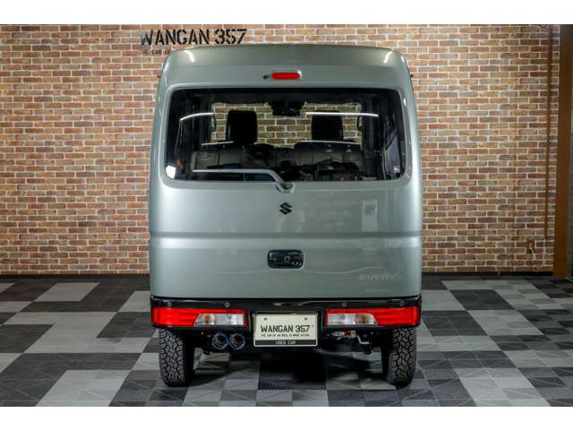 Suzuki Every 9
