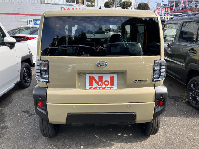 Daihatsu Taft 4