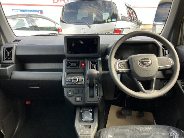 Daihatsu Taft 7