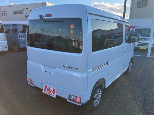 Daihatsu Atrai 4