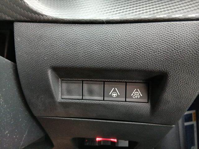 Peugeot SUV 2008 10