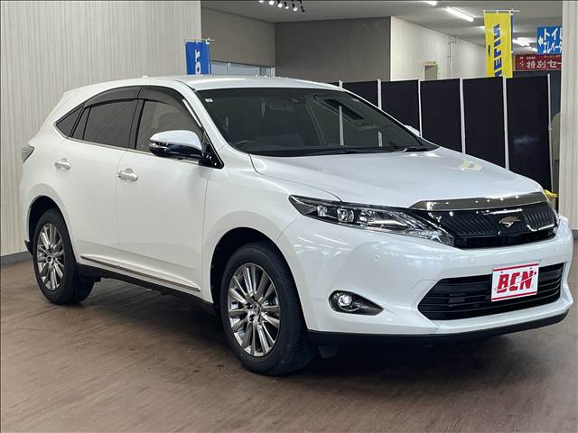 Toyota Harrier 3
