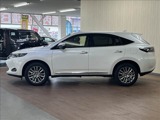 Toyota Harrier 4