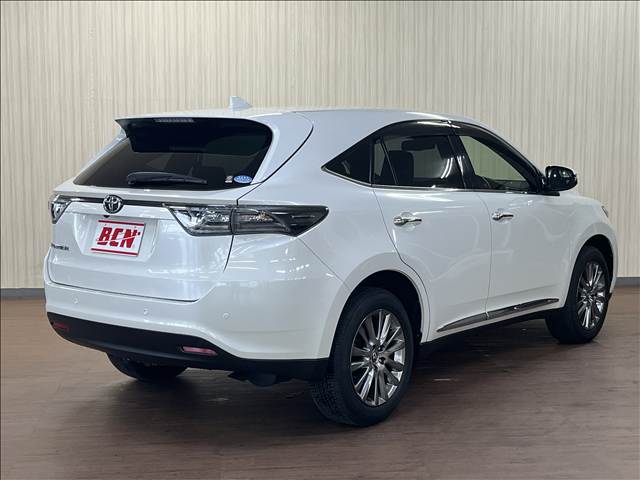 Toyota Harrier 5