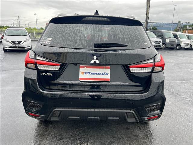 Mitsubishi RVR 7