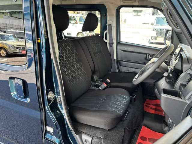 Daihatsu Atrai 6