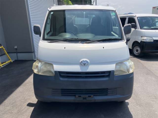 Toyota Light Ace Truck 3