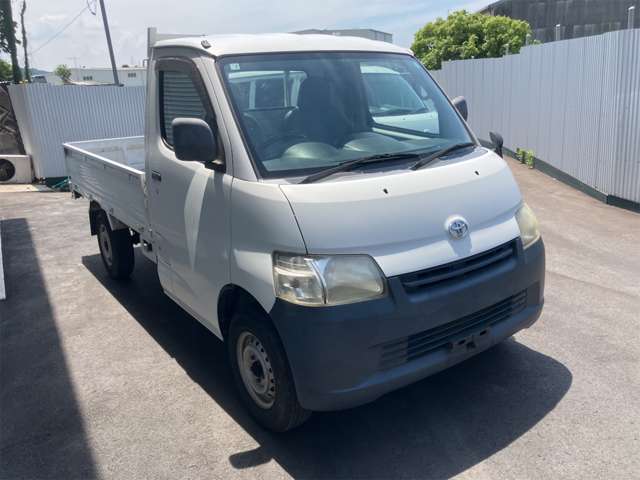 Toyota Light Ace Truck 4