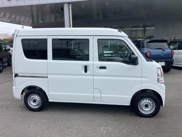 Suzuki Every 8