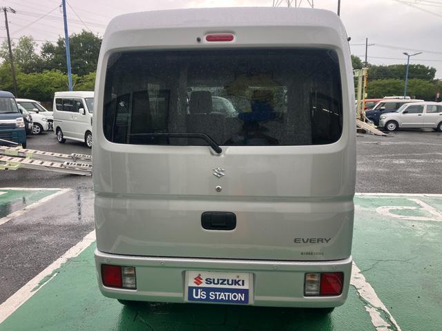 Suzuki Every 3