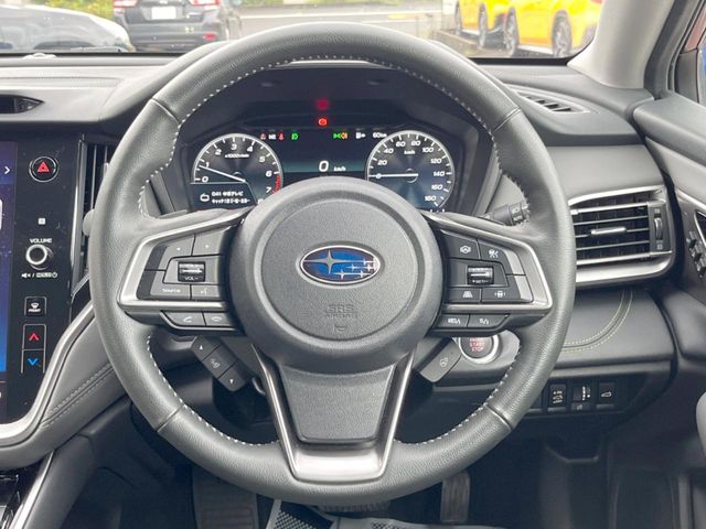 Subaru Legacy Outback 11