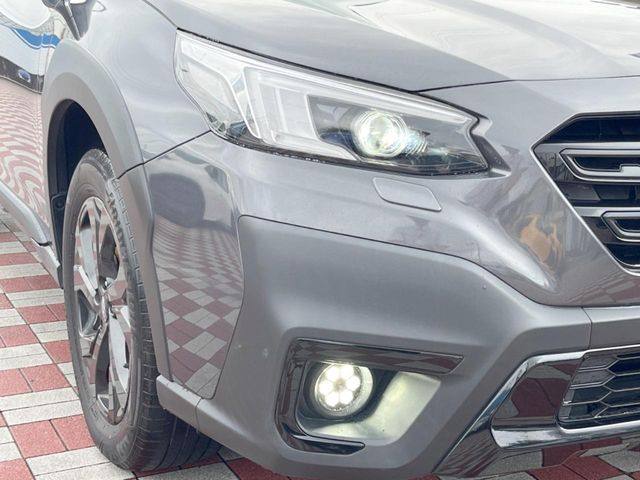 Subaru Legacy Outback 12
