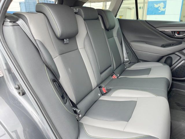 Subaru Legacy Outback 9