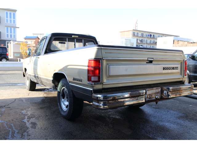Dodge Ram 6