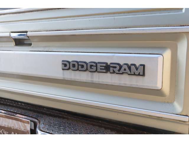 Dodge Ram 8