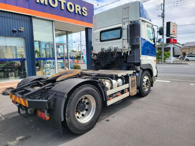 Hino Profia 9