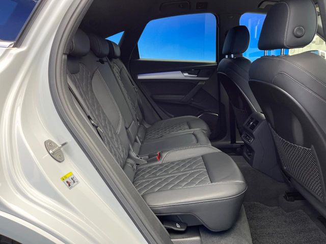 Audi Q5 10