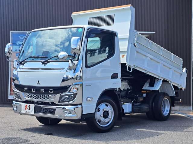 Mitsubishi Fuso Canter 2