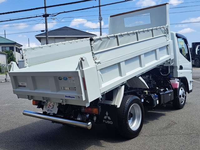 Mitsubishi Fuso Canter 10