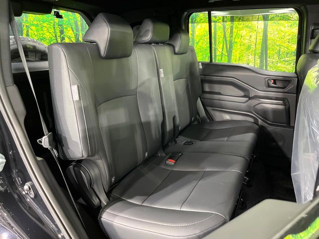 Toyota Land Cruiser FJ 9