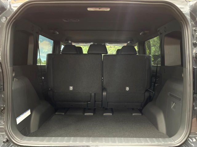 Toyota Land Cruiser FJ 10
