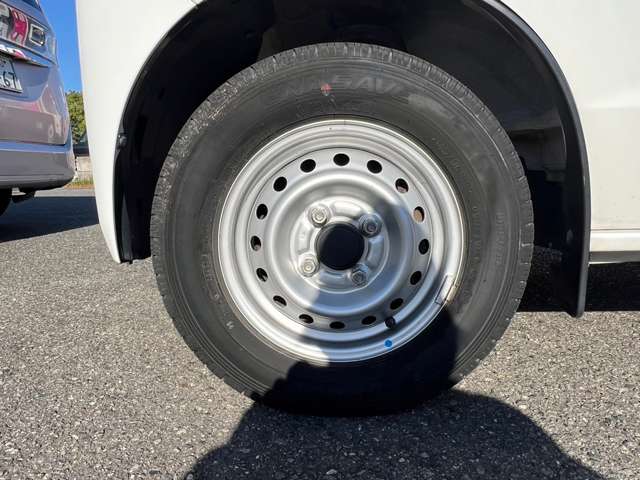 Nissan NV100 Clipper 11