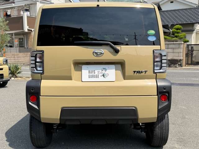 Daihatsu Taft 12