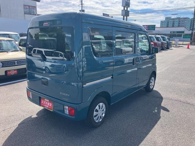 Suzuki Every 12