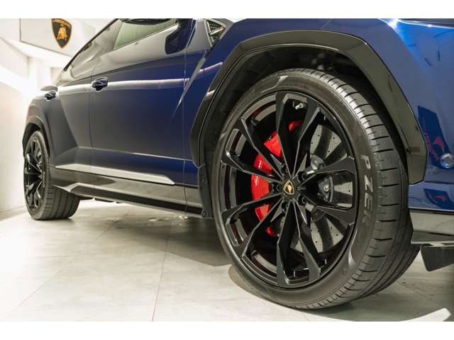 Lamborghini ウルス 11