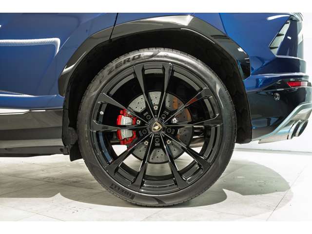 Lamborghini ウルス 12